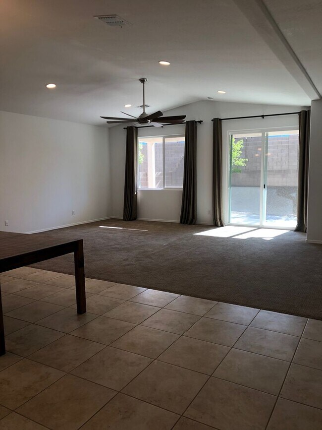 Building Photo - Three Bedroom in Saddlewood ~ North Prescott