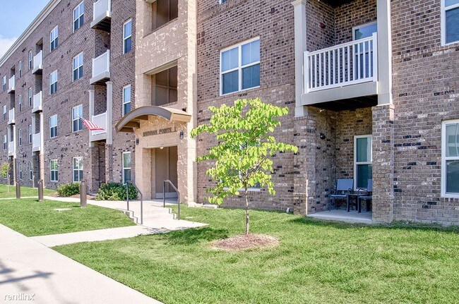 Primary Photo - 3 br, 1 bath Apartment - Brennan Pointe II