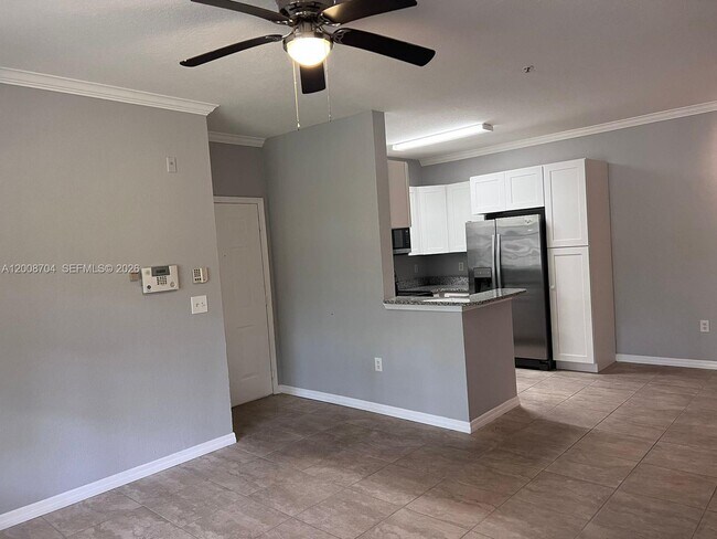 Building Photo - 2544 Robert Trent Jones Dr