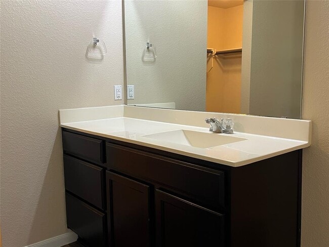 Building Photo - 119 Acadia Cv