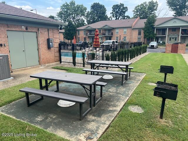 Building Photo - 416 Highwood Dr