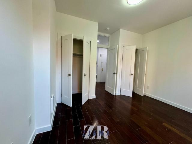 Building Photo - 2 bedroom in Brooklyn NY 11217