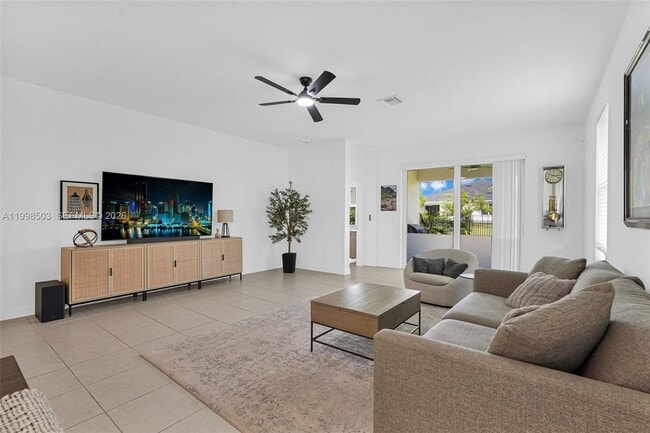 Building Photo - 1368 Haywagon Tr.