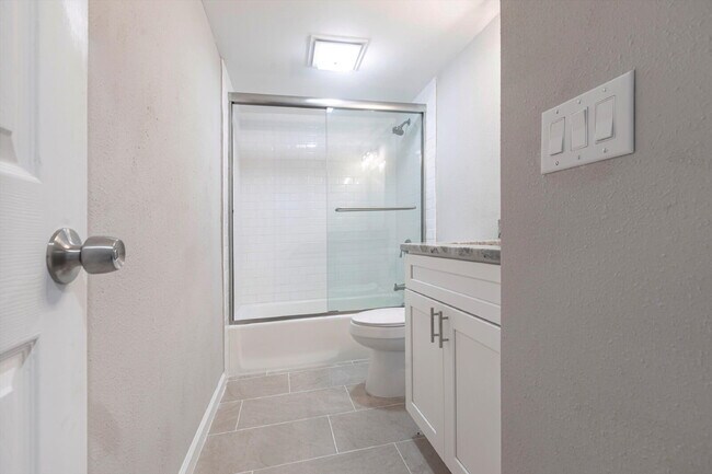 Building Photo - Move-In Ready: Goblin’s Treasure Awaits Sa...