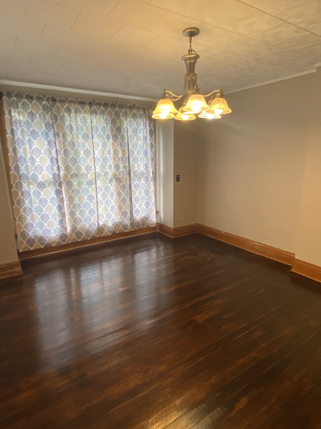 large dining room - 710 Clark st