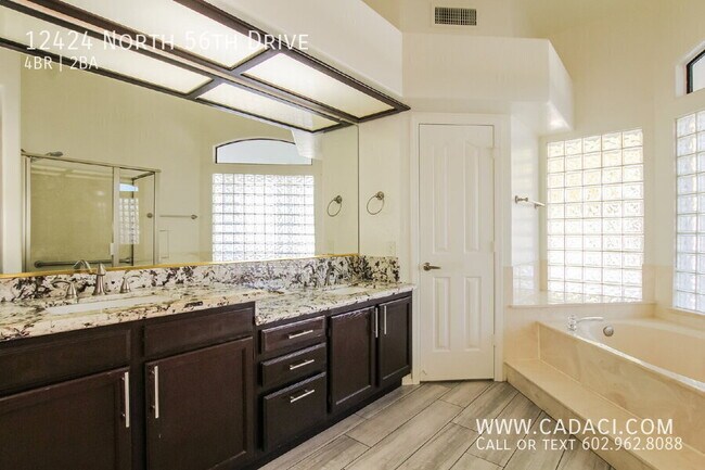 Building Photo - 12424 N 56th Dr