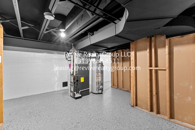 Building Photo - 9284 Jerome