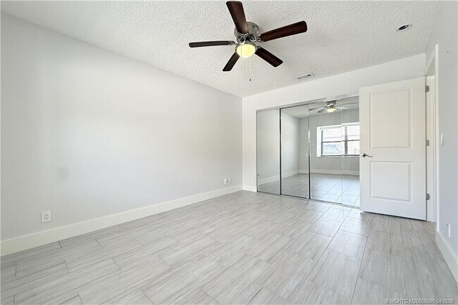 Building Photo - 3505 SW Quail Meadow Trail