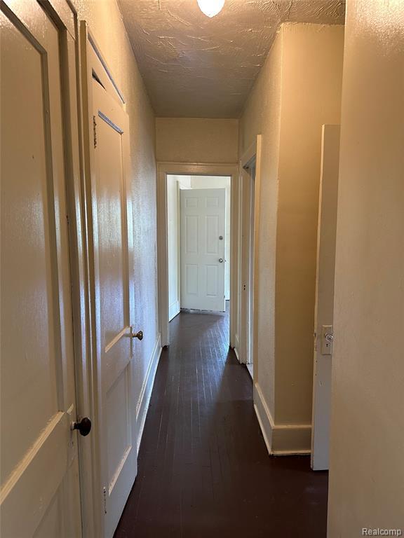 Building Photo - 9281 Broadstreet Ave