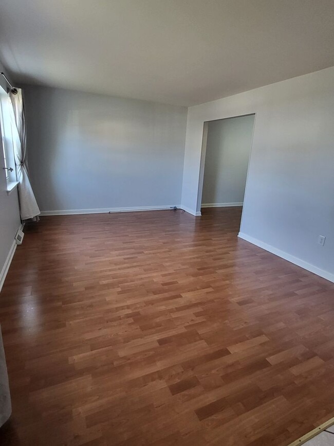 Building Photo - Well Maintained 3 Bedroom Townhome in East Lampeter Township