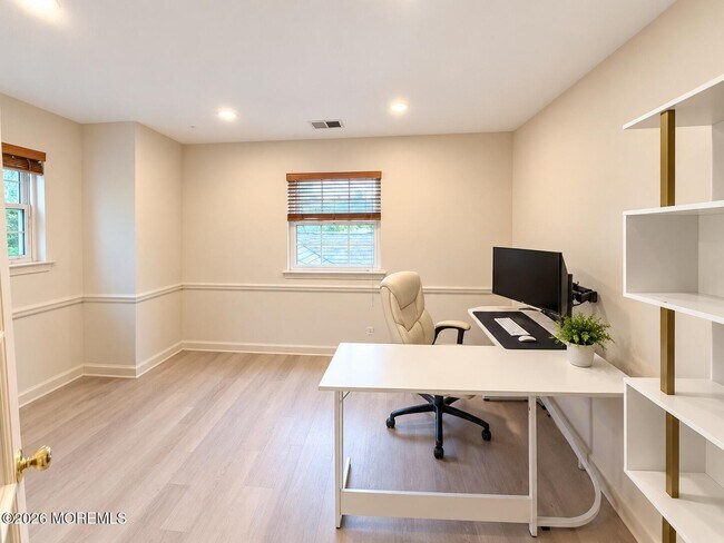 Building Photo - 137 Pierce Dr