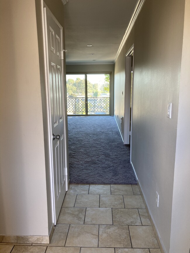Building Photo - 4198 Mt Alifan Dr
