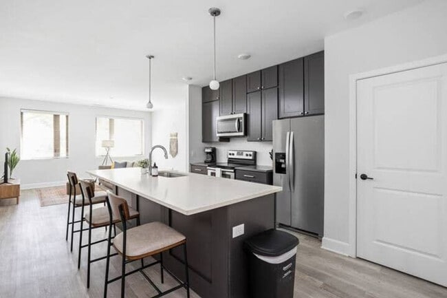 Building Photo - 5858 N College Ave