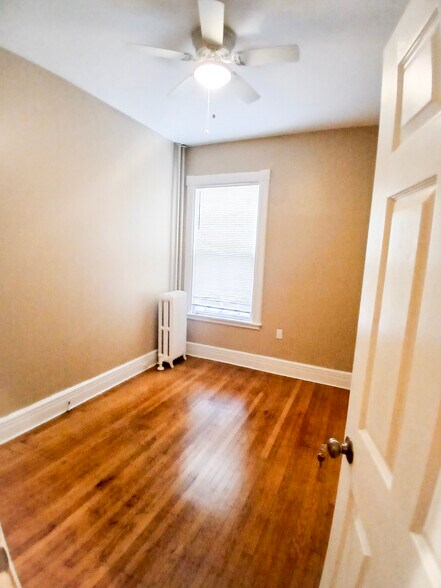 Building Photo - 475 Hamilton St