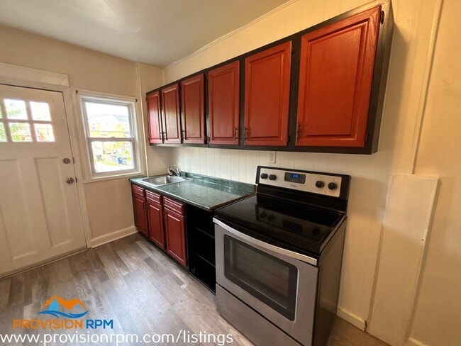 Building Photo - 2924 Yorkway