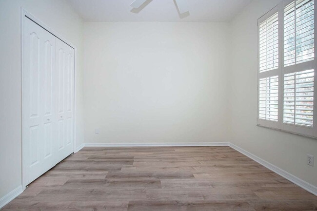 Building Photo - 8419 Whispering Woods Ct