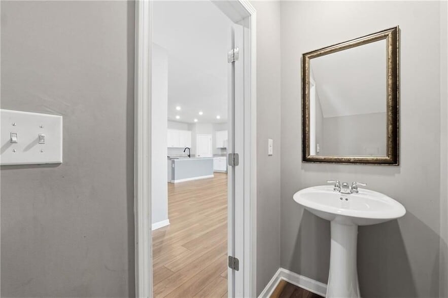 Building Photo - 21 Golden Eagle Pkwy