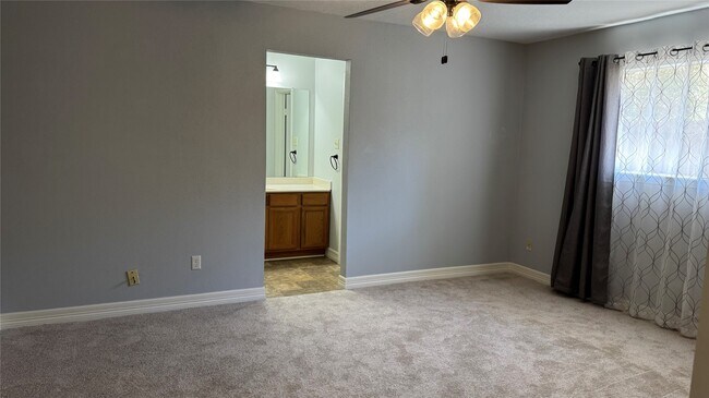 Building Photo - 5818 Culross Cl