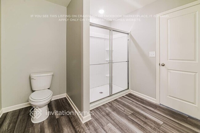 Building Photo - 260 Colbury St