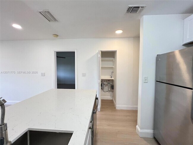 Building Photo - 15665 SW 82nd Cir Ln