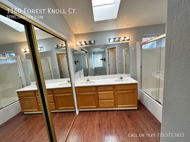 Building Photo - 1160 Forest Knoll Ct