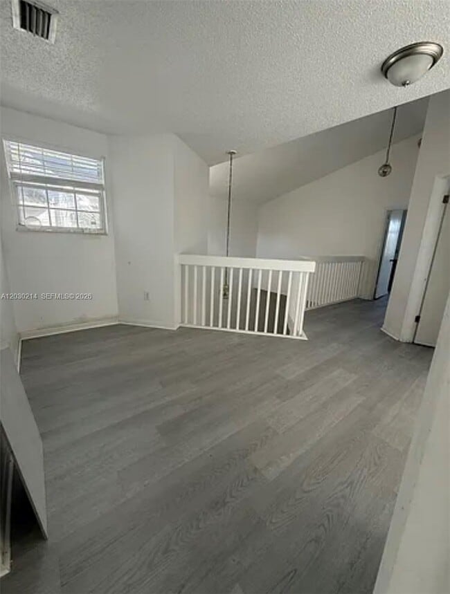Building Photo - 127 SW 159th Way
