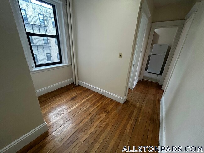 Building Photo - 1152 Commonwealth Ave