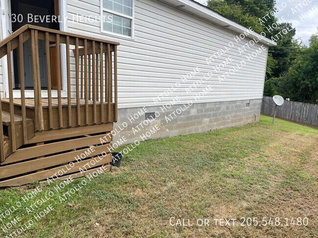 Building Photo - 30 Beverly Heights