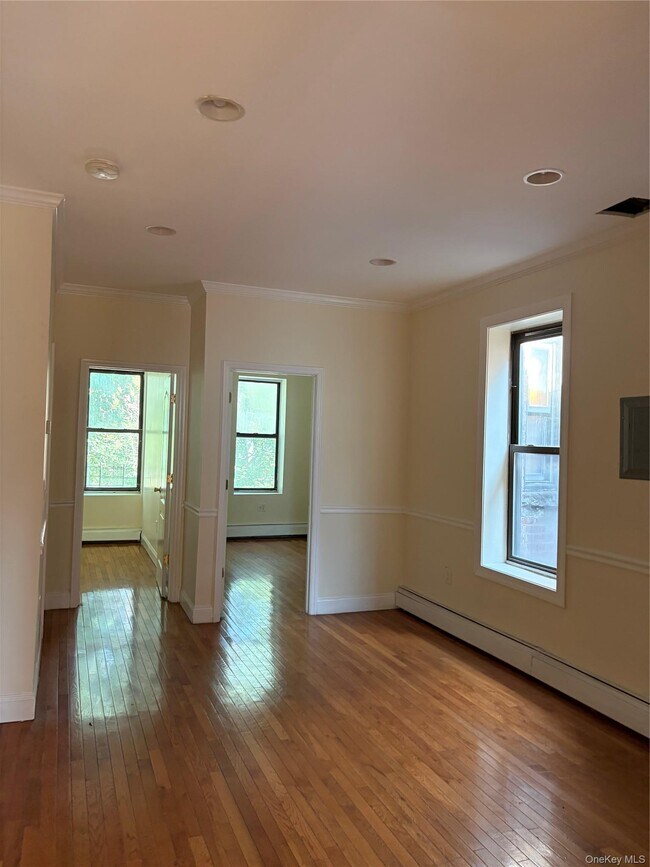 Building Photo - 655 Hendrix St