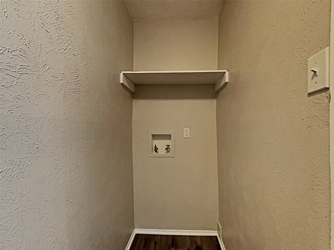 Building Photo - 17151 Ranch Country Rd