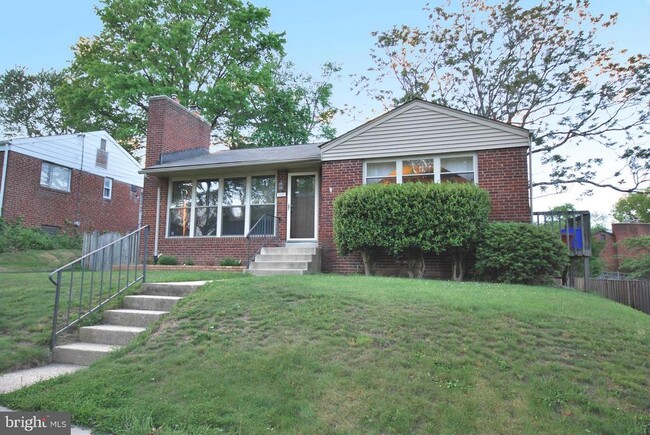 Building Photo - 2605 Finch St