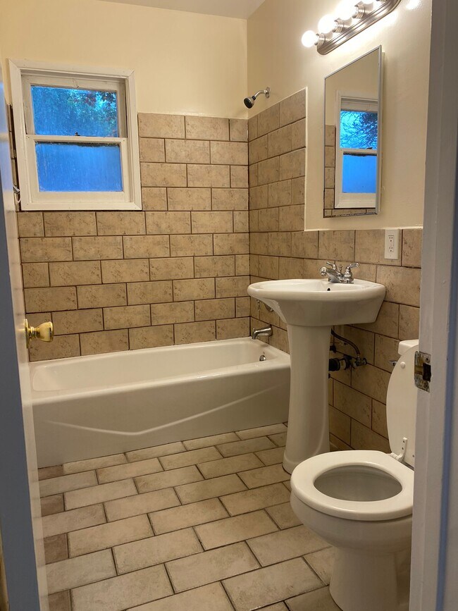 Primary Photo - 2735 A Ave