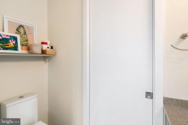 Building Photo - 847 N 16th St