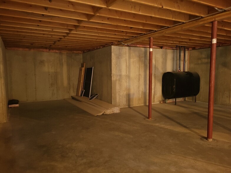 Building Photo - 451 Partridge Farm Rd