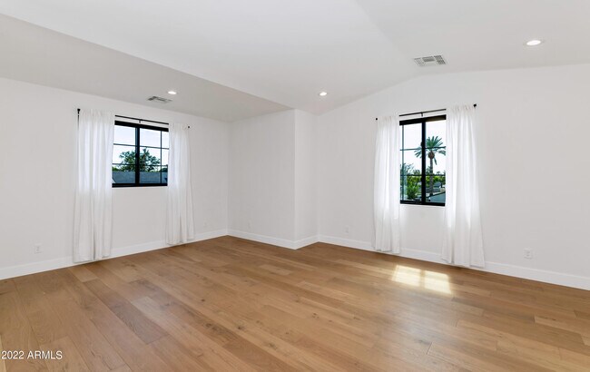 Building Photo - 4518 N 39th St