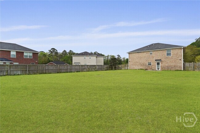 Building Photo - 220 Augusta Way