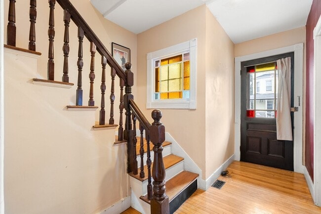 Building Photo - 12 Pomeroy St