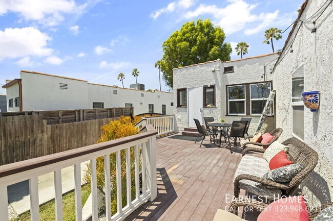 Building Photo - 5336 S Rimpau Blvd