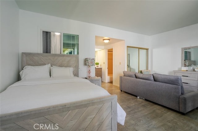 Building Photo - 321 S San Vicente Blvd