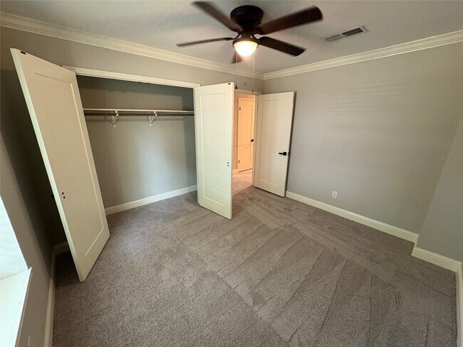 Building Photo - 14321 Still Meadow Dr