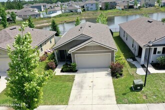 Building Photo - 2385 Oak Stream Dr