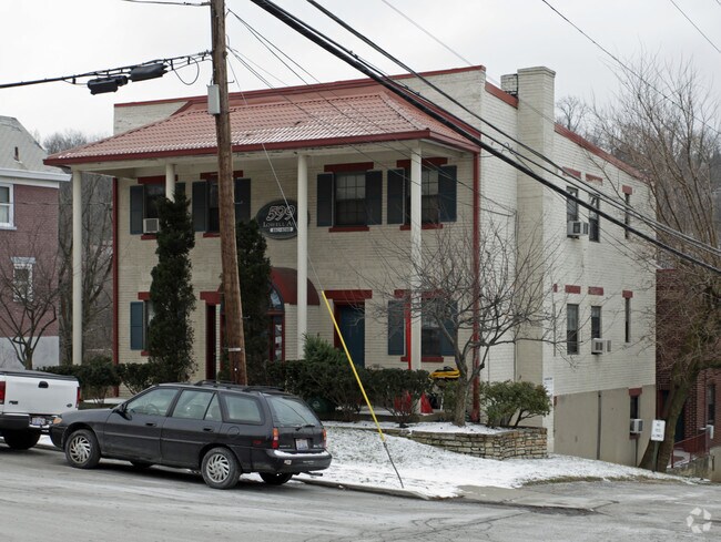 Building Photo - Lowell 599