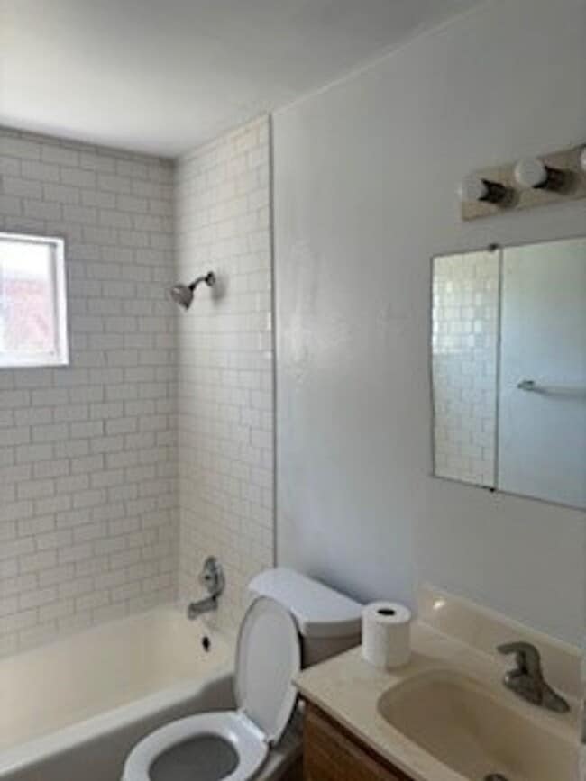 Building Photo - Kipling Dr