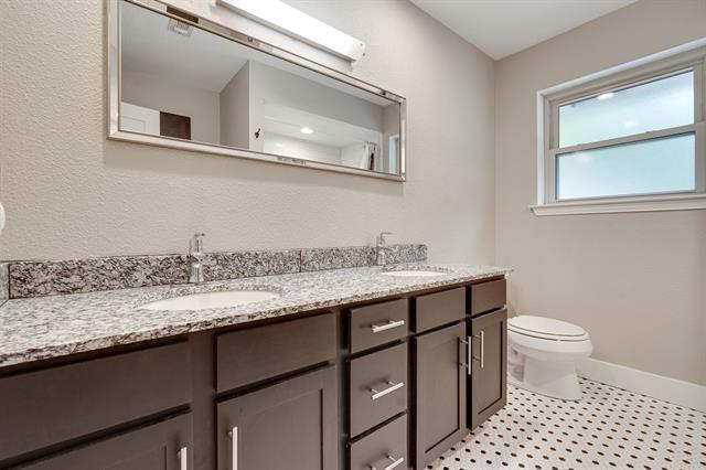 Building Photo - 35 Lincolnshire Cir