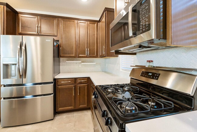 Building Photo - 5100 E Rancho Paloma Dr