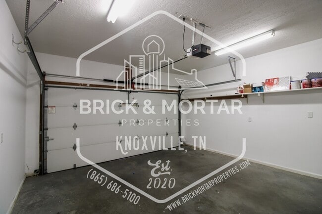 Building Photo - 8635 Constance Way