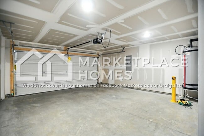 Building Photo - 341 Arrowhead Dr