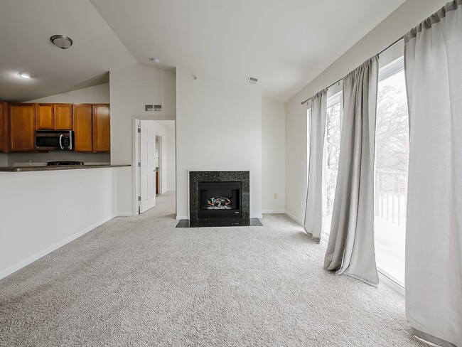 Building Photo - AVAILABLE NOW! Charming 2-Bed Home in the Heart of Wixom