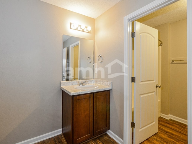 Building Photo - 4500 Hughes Meadow Dr