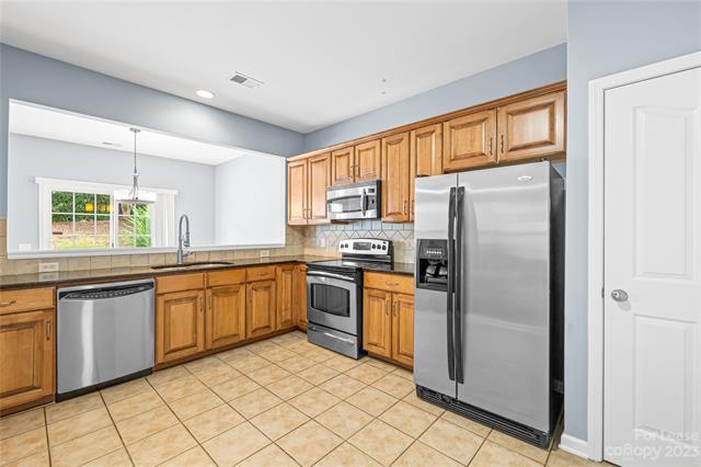 Building Photo - 9146 Redmond Trace Rd